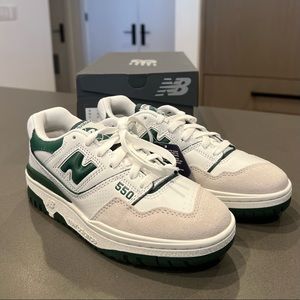 BRAND NEW New Balance 550 Sneakers in
White/Green